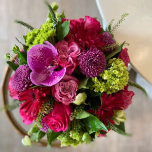 Custom Floral Arrangement  VAT $110.00